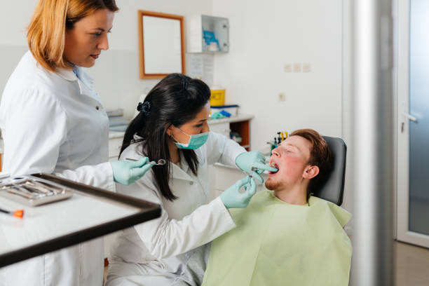 Best Emergency Dentist for Knocked-Out Tooth in Mikes, TX